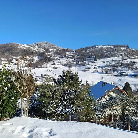 Moderne Avec Terrasse A - 65 M² - Bbq. 아파트