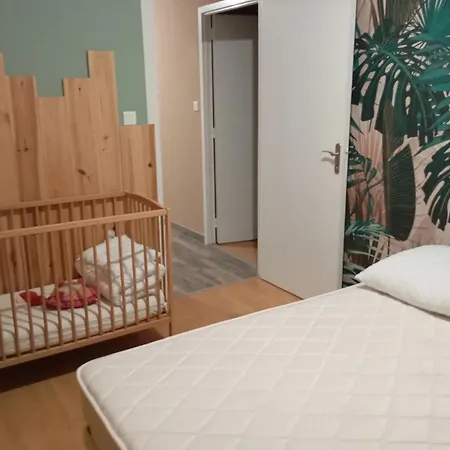 Moderne Avec Terrasse A - 65 M² - Bbq.